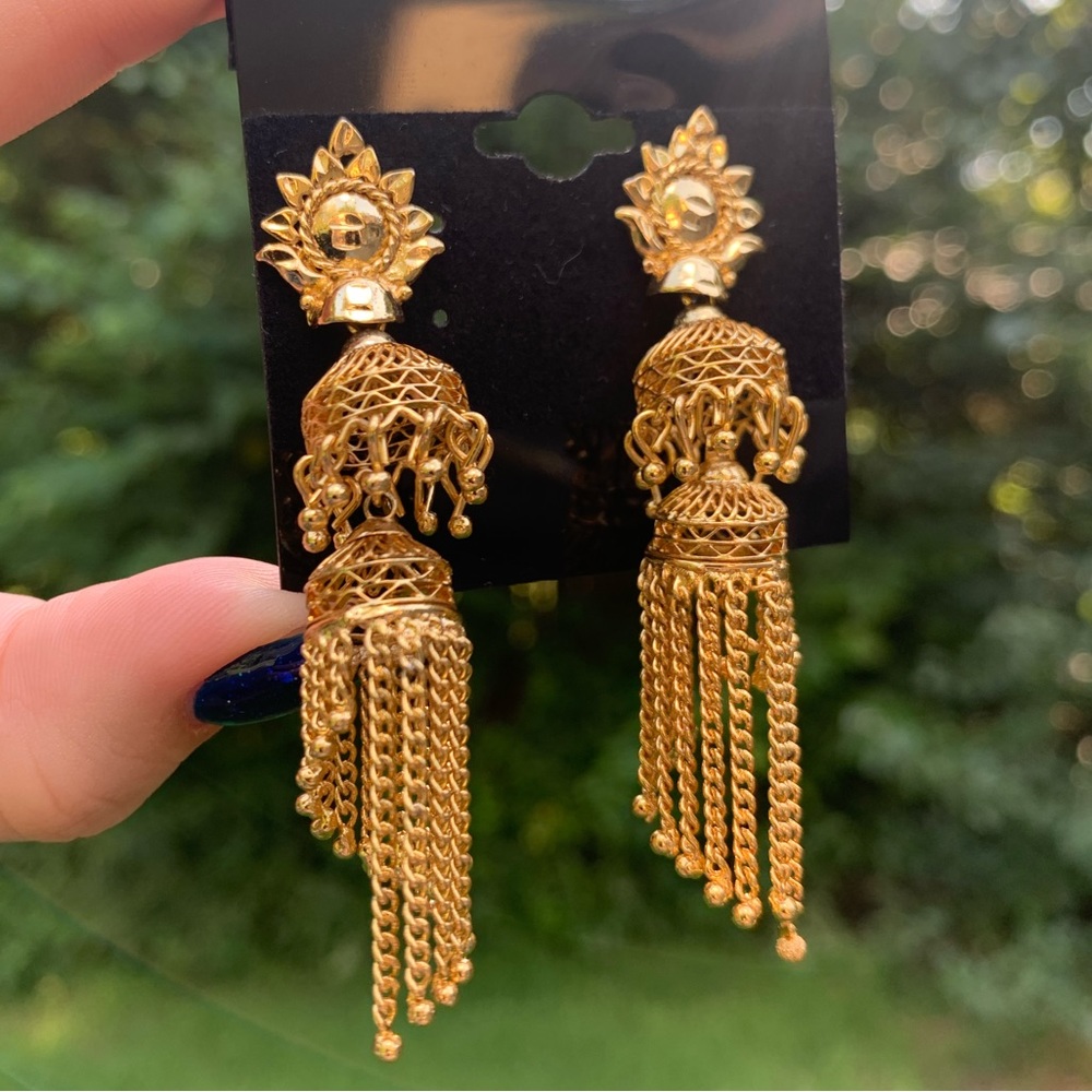 NWT Spiral Chain Fringe Shaker Earrings - Picture 5 of 9